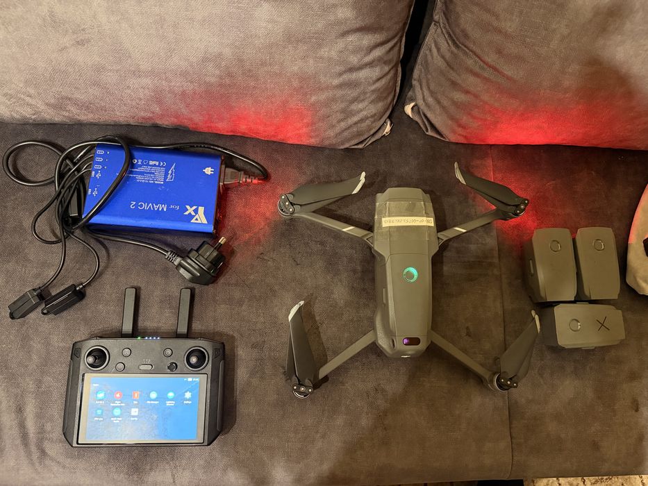 DJI mavic 2 pro + smart controller + 3 baterii