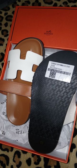 Hermes тапочка сотилади срочно!
