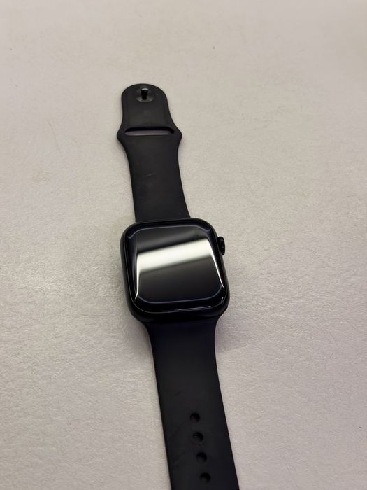 Apple watch 8 series