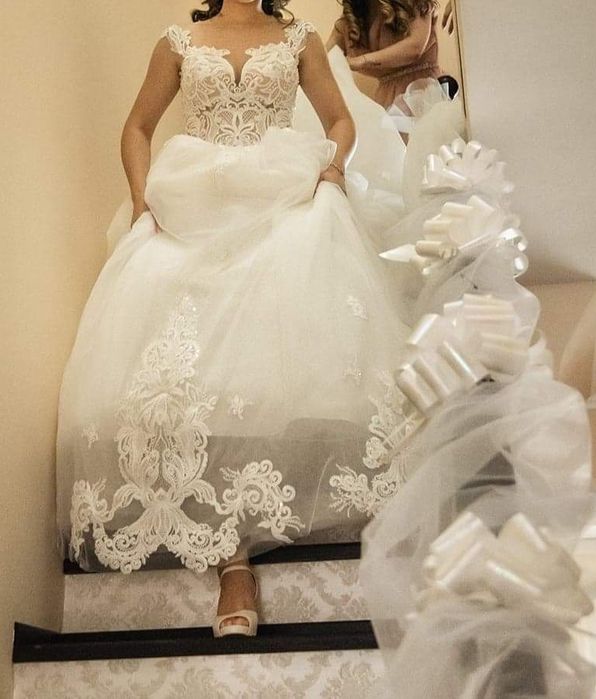 Rochie de mireasa Marimea S