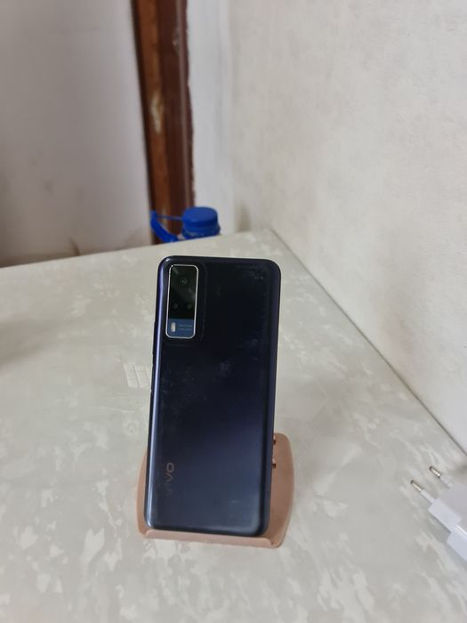 Samsung note 20 ultra , Vivo y53 , Honor 20