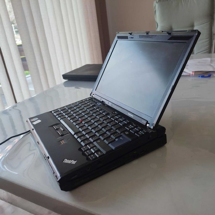 Лаптоп LENOVO ThinkPad X200,  Х201 и докинг станция