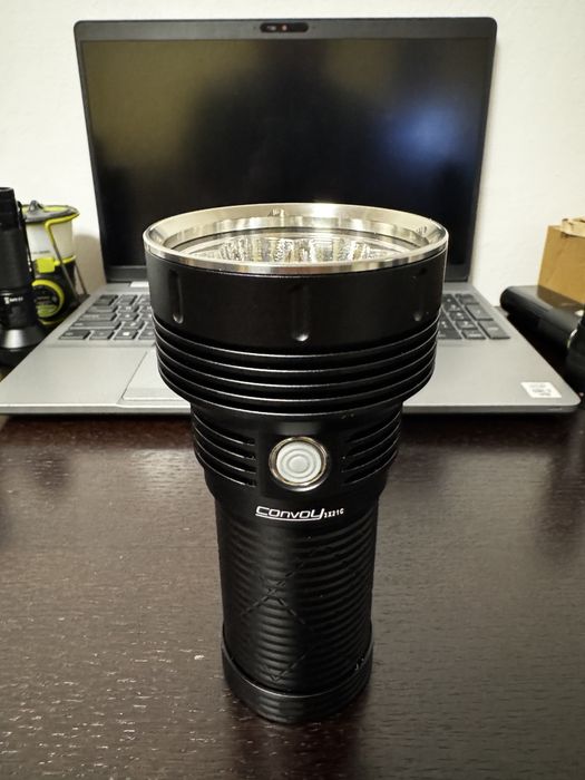 Lanterna Convoy 15000 lumeni 1200m