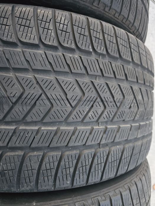 Anvelope iarna 285 40 22 si 325 35 22