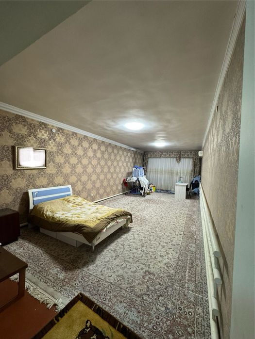 Сдаётся в аренду помещение под офис на участке 3 сотки.