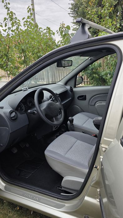 Dacia Logan 1.4 benzina 13000 km