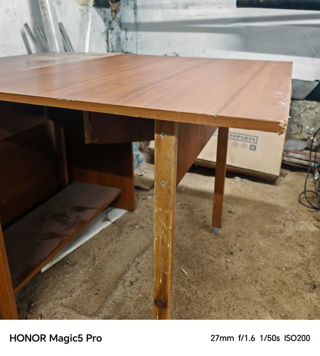 Стол книжка 15 000