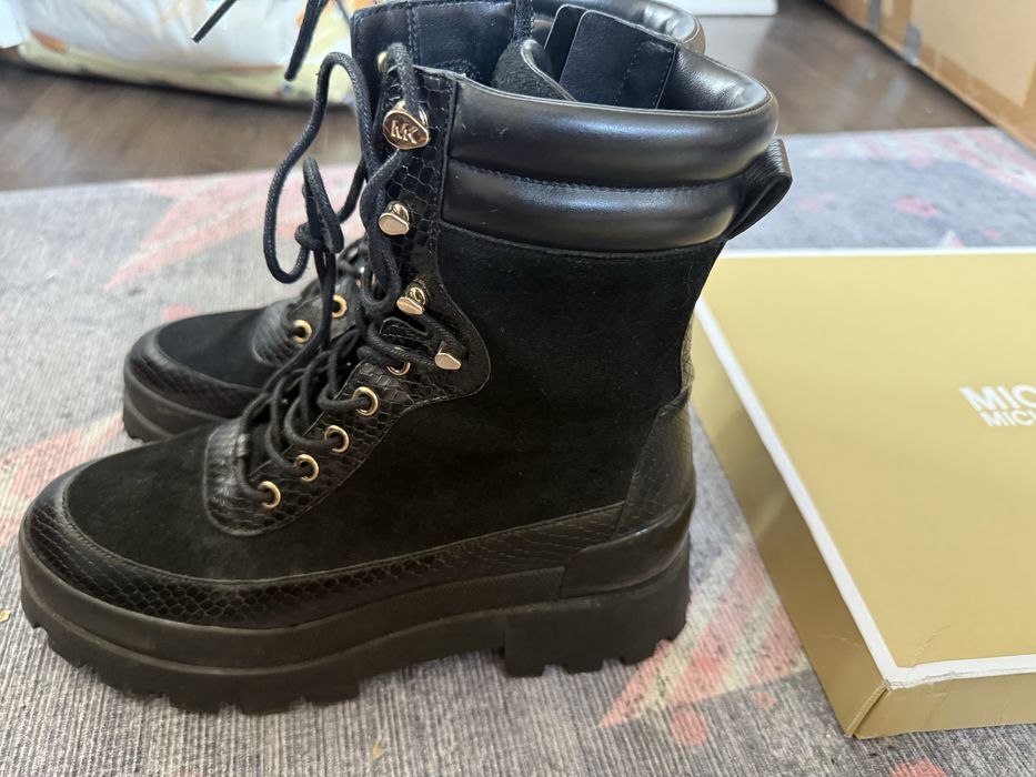 Боти Michael Kors