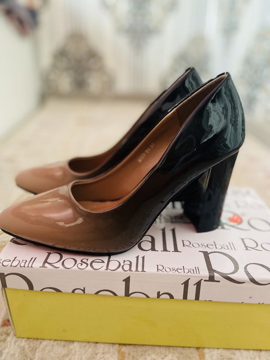 продам новые туфли.