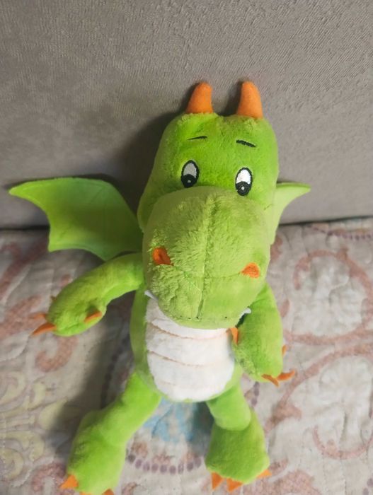 Продам игрушки 1шт 500тг