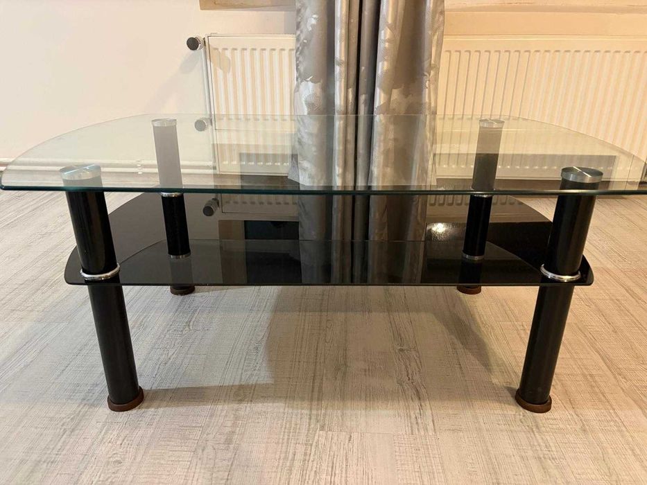 Vând bibliotecă, comodă TV și măsuță living