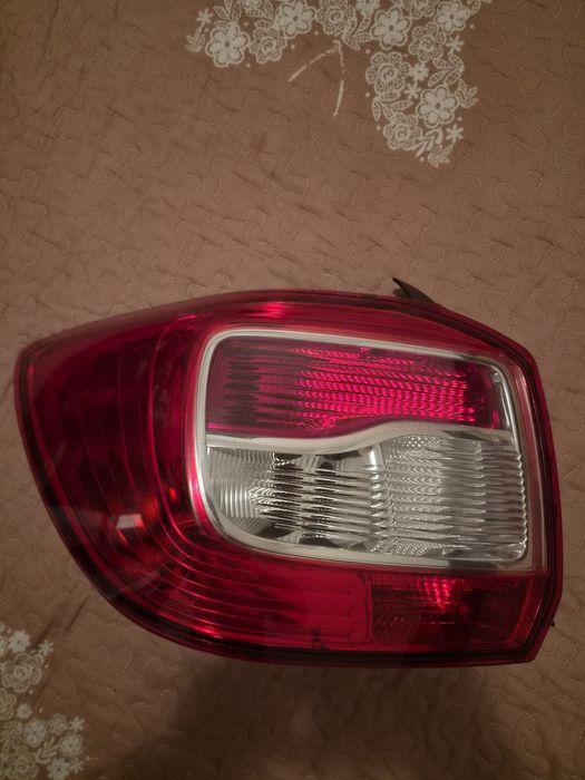Vand stop spate stanga Dacia logan 2015