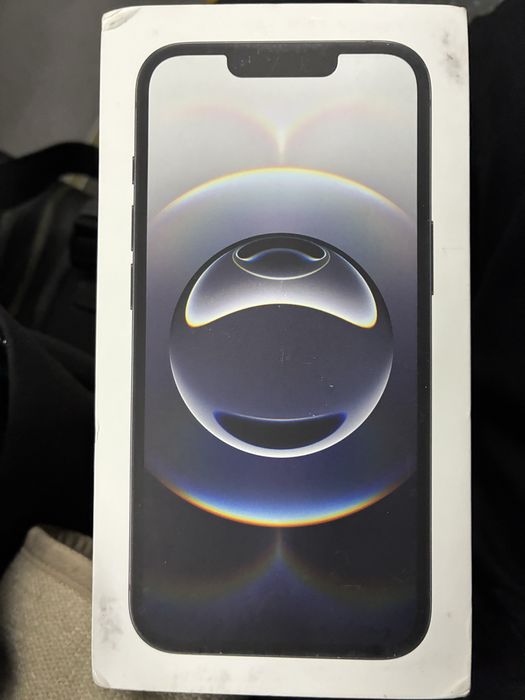 iPhone 16e новый обмен