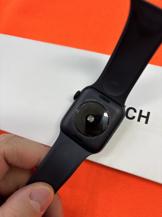 Apple watch se gen 2 емкость 100%