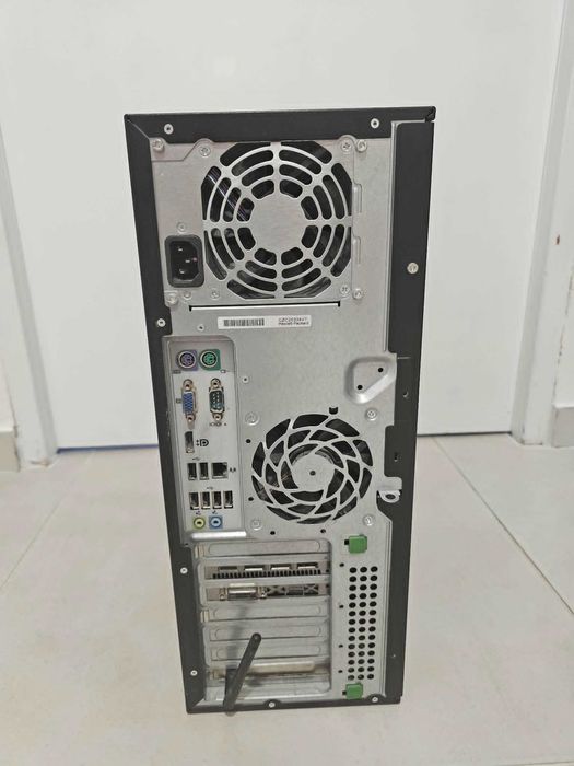 Vând PC – 12 GB RAM, 8 GB Placă Video dedicată, 500 Gb hard