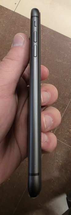 Iphone 11 64GB в добро състояние