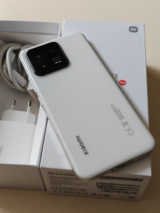 Xiaomi 13 256 gb Ram 8 5G