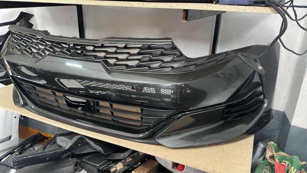 Kia k5 передние бампер Киа к5 бампер