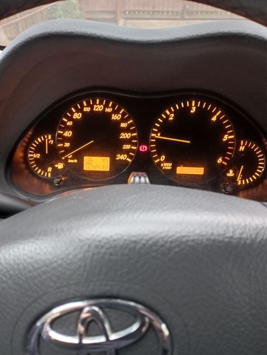 Toyota Avensis 2.0 Diesel ; stare impecabilă