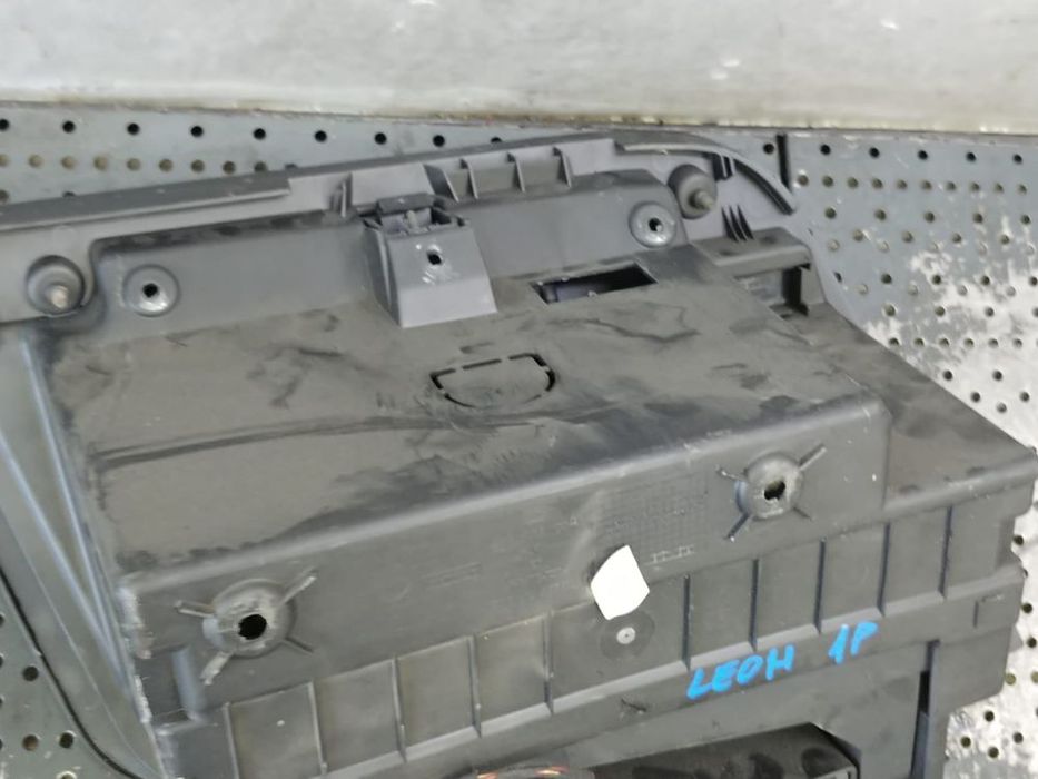 torpedou seat leon 1p1  1p1857103a
