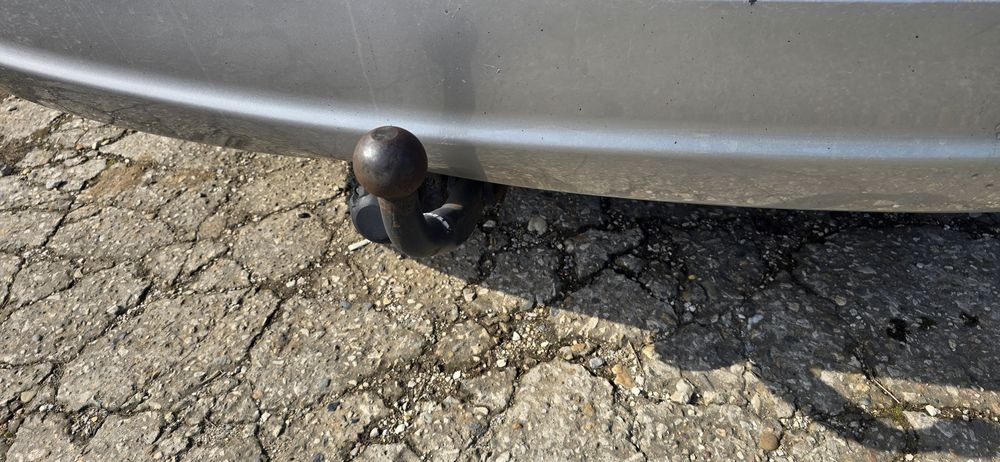 Теглич Tule Kia Ceed комби 2011