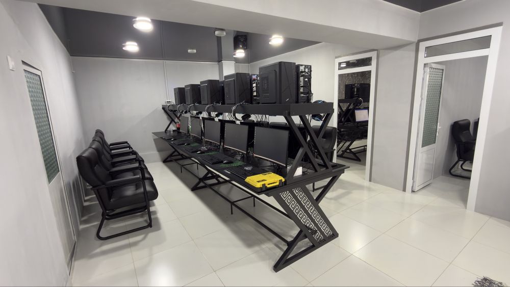 Kompyuter Xona Game Club