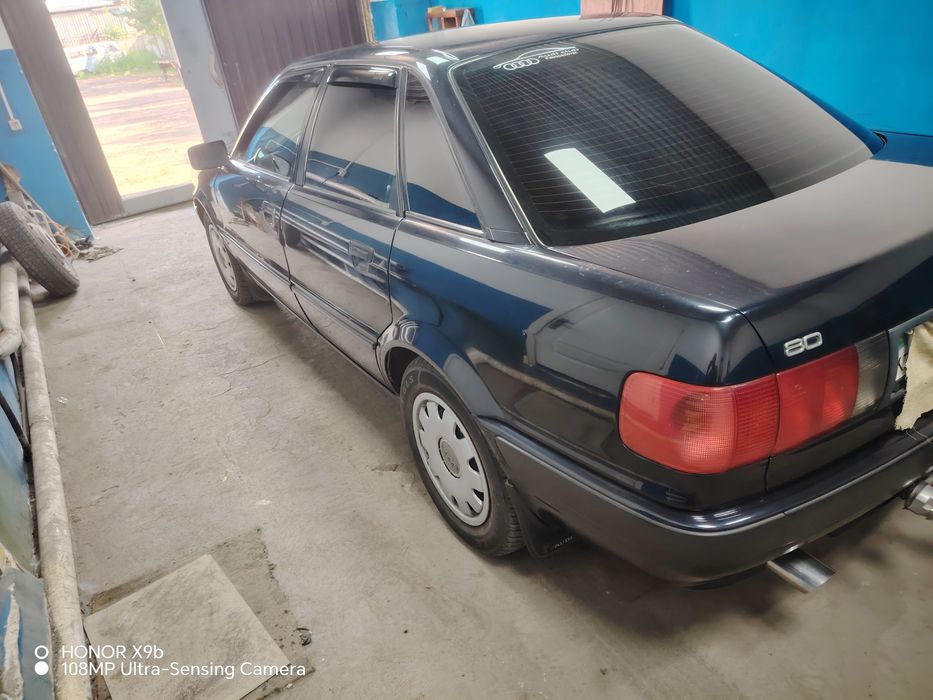 Продам ауди 80 б4