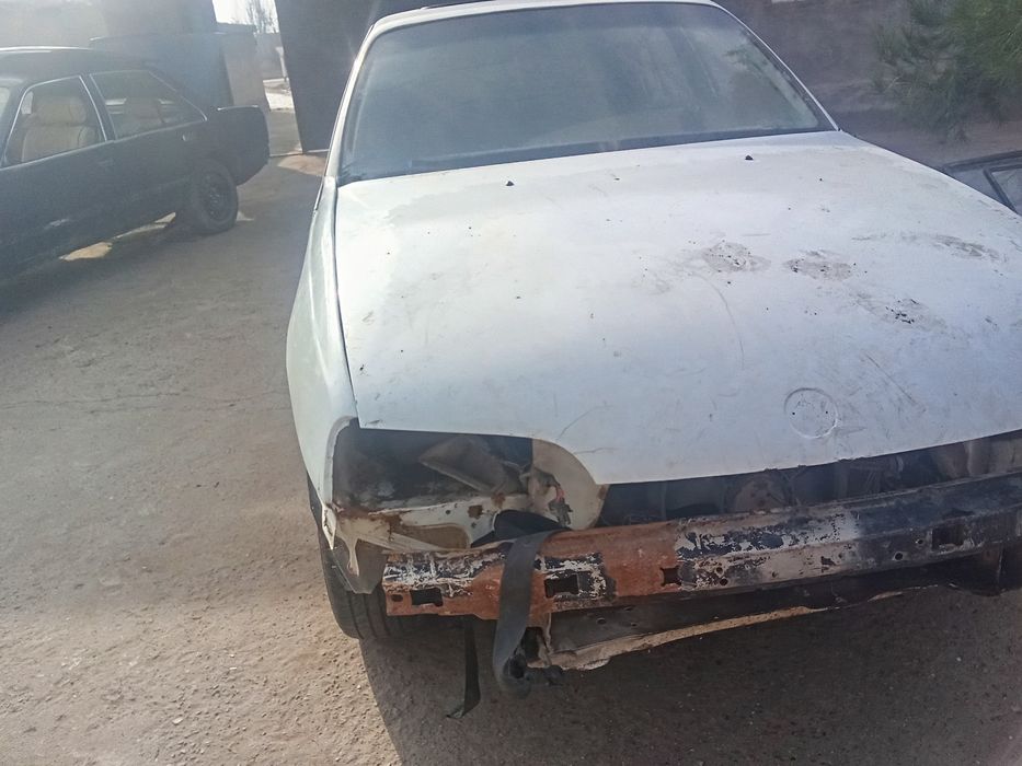 Опел Амега запчас