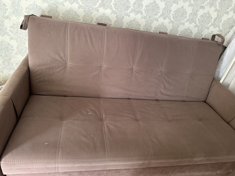 Продам диван 30000 самовывоз
