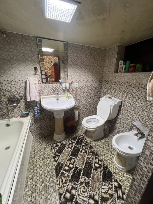 Yakkasaroy salamatinada 4 sotix uglavoy uchastka sotiladi