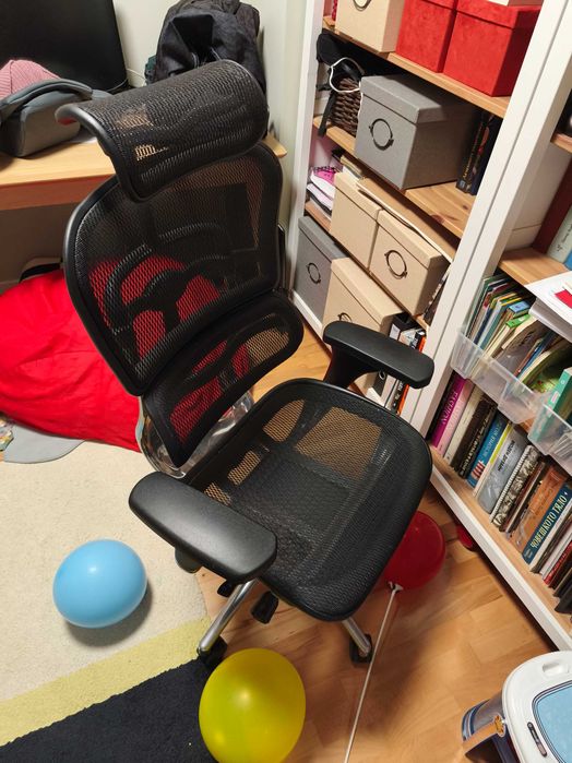 Ергономичен стол