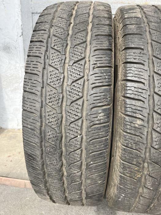 2 бр. зимни гуми 205/75/16C Continental DOT 1324 5/6 mm