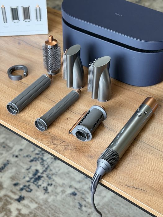 Продаётся Dyson Airwrap Complete Long HS05 (Nickel/Copper)