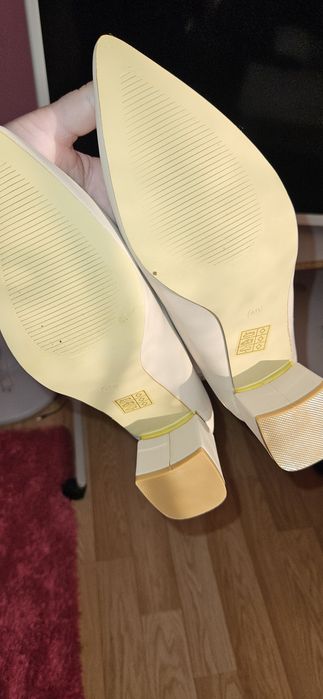 Pantofi eleganți damă