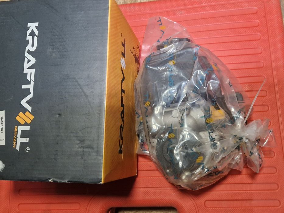 НОВИ Хидравлични помпи за Мерцедес Вито, Виано, W211 хидравлична помпа