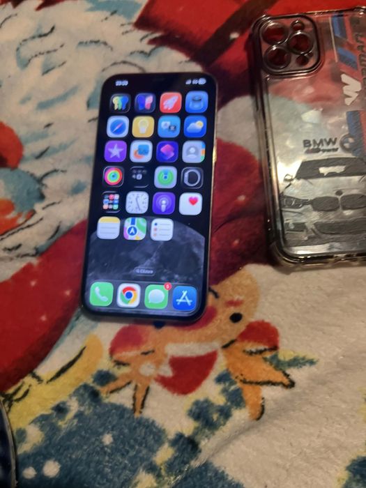 Iphone 12 pro max gold