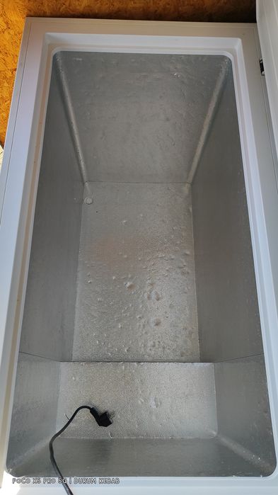 Морозильник ( холодильник) ларь ( гробик )