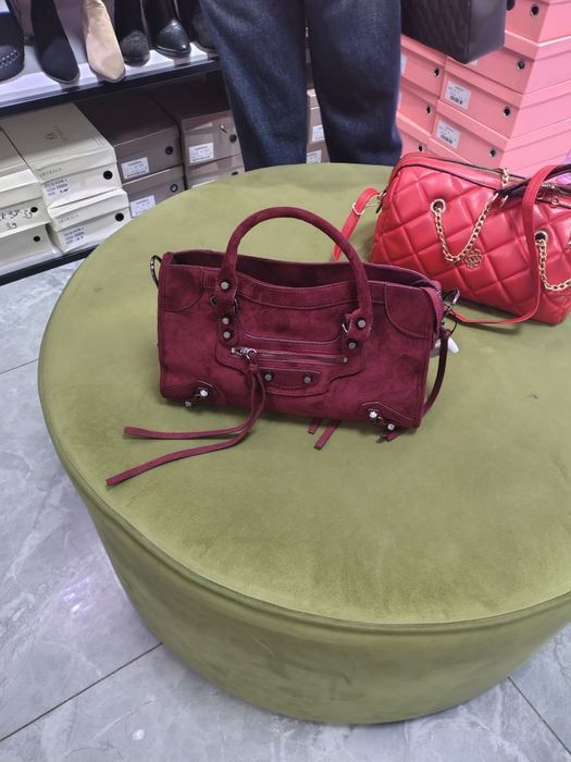 Сумочка замшевая