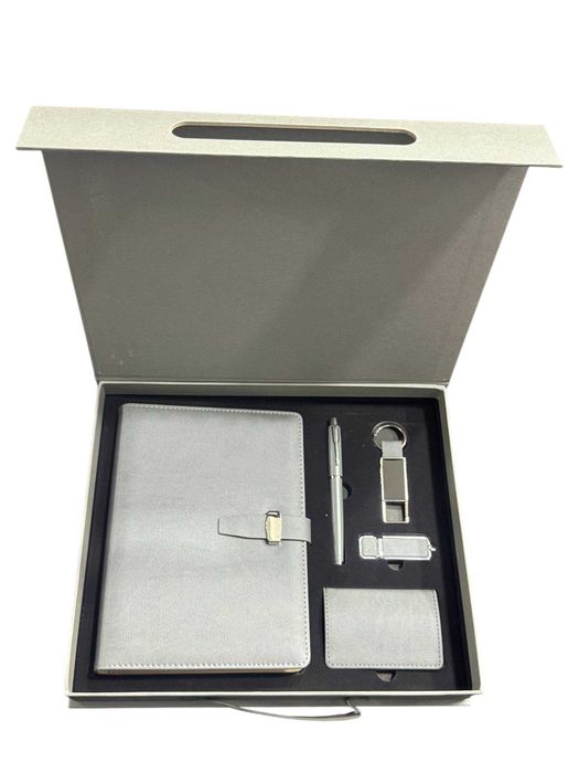 Отличный подарочный набор к 14 января.