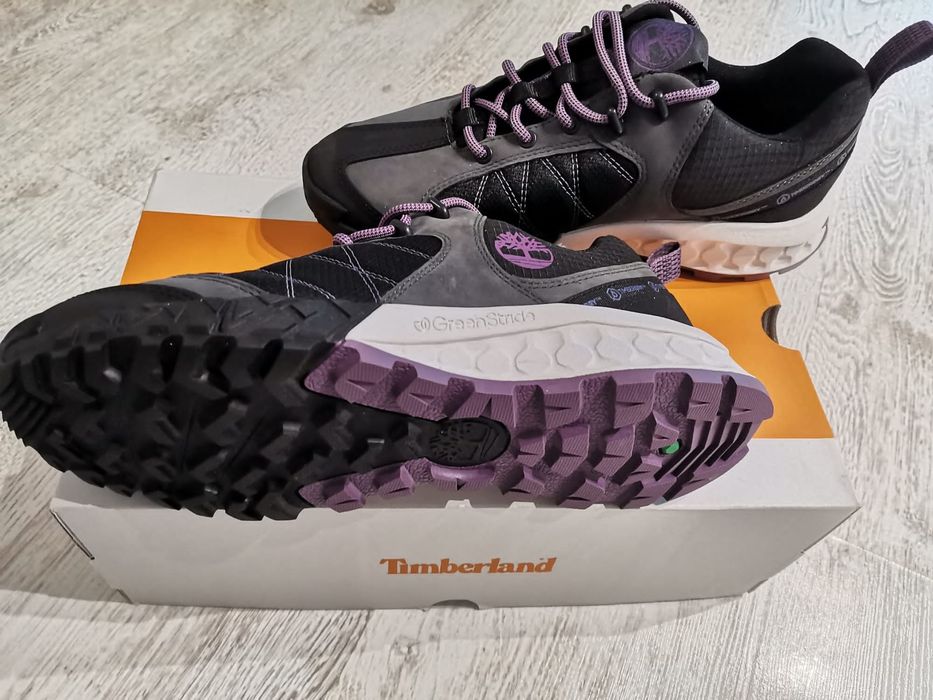 Оригинални маратонки на Timberland.