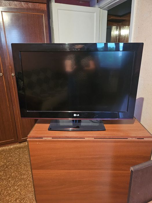 Продаётся телевизор LG