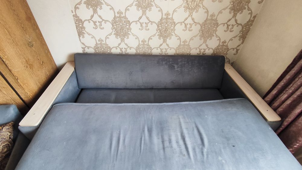 Отдам диван самовывоз