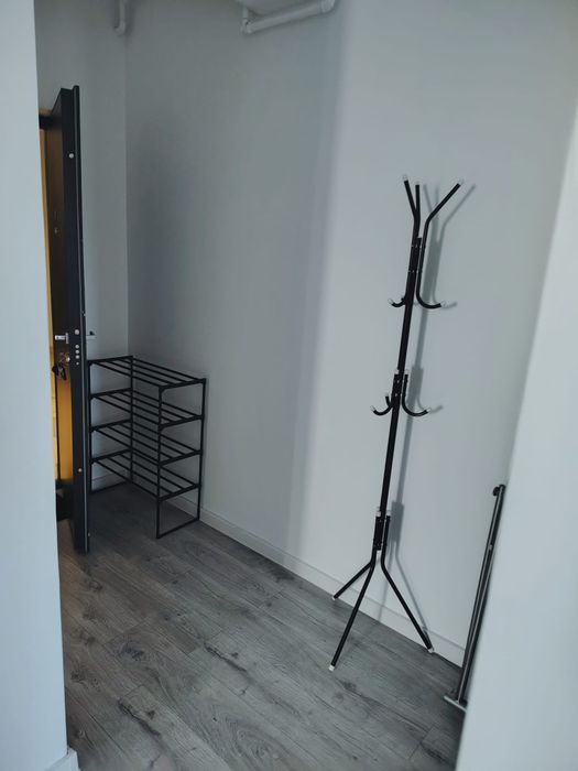 Închiriez apartament 2 camere