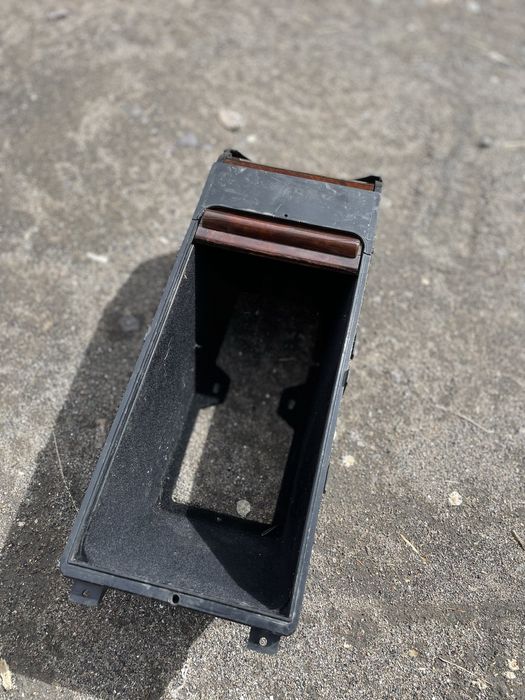 Хлебница подлакотник мерседес 140