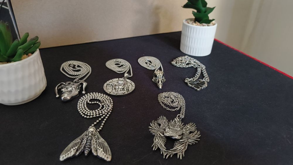 Lanturi cu pandantive