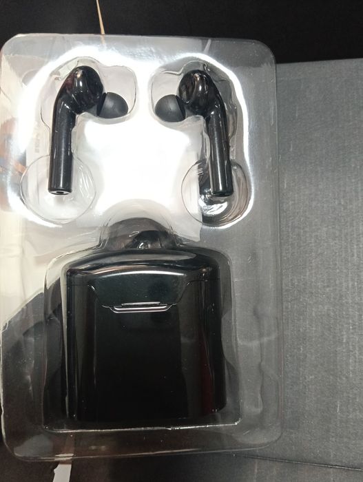 Чисто нови Bluetooth слушалки Liberty TWS
Модел: TWS Earbuds с кутия з