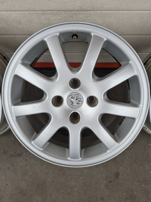 Оригинални джанти за ПЕЖО СИТРОЕН PEUGEOT CITROEN R16 4x108 ET28 6.5J