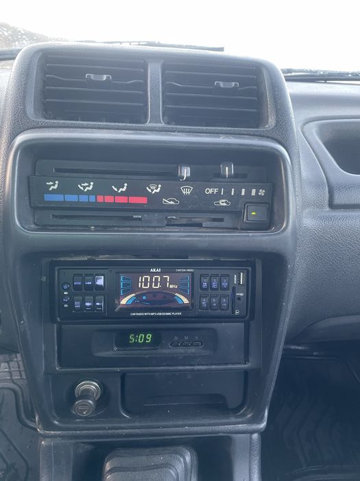 Suzuki Vitara 4x4 1.6 benzina, 16 valve fara rugina , ac functional