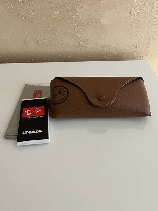 Ray-Ban слънчеви очила – чисто нови