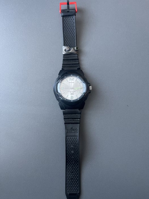 Продам часы Casio